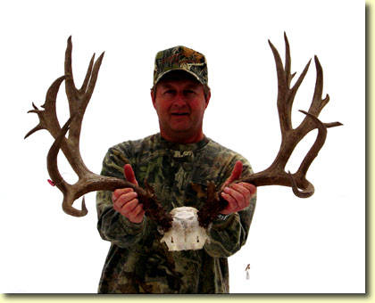 Gary's 34-Inch 9x10 Buck (4th Place Deer) - MonsterMuleys.com